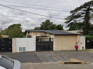 Terreno · 1920m² · Casa Sobre Lote de 1.920 m² en Av San Martín – Bella Vista | Potencial de Desarrollo