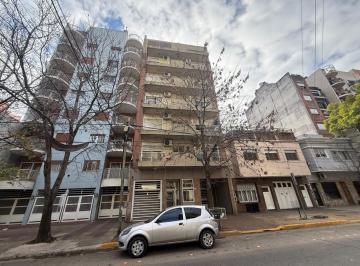 Departamento · 43m² · 2 Ambientes · 1 Cochera · Alquiler Dpto 2 Amb Florida C/cochera y Balcón