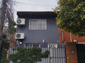 Casa · 50m² · 2 Ambientes · Casa en Alquiler en Fisherton