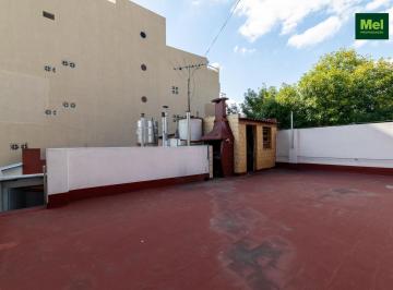 Casa · 72m² · 3 Ambientes · 3 Cocheras · Casa 3 Amb Lcocheras, terraza y Ampliacion L Venta, Urquiza
