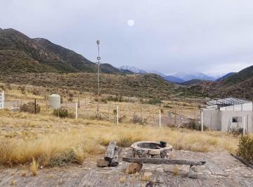 Casa de 2 ambientes, Potrerillos · Cabaña Inigualable en Potrerillos con Vistas a La Montaña