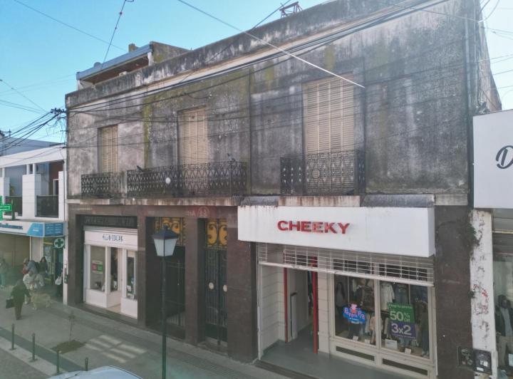 Local comercial · 1112m²