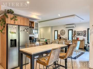 Casa · 262m² · 6 Ambientes · 3 Cocheras · Casa en Venta en Tigre