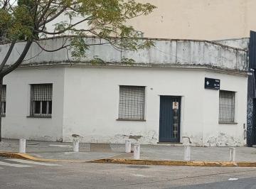 Departamento · 55m² · 3 Ambientes · Venta Departamento Al Frente Pb, S/ Expensas en Versalles