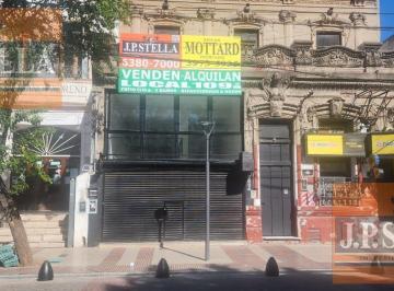 Local comercial · 109m² · Local Comercial 109 m² Refaccionado a Nuevo, S/ Peatonal y Frente a La Plaza - San Justo (Centro)