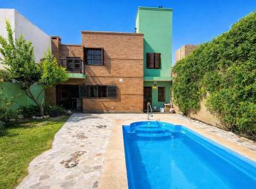 Casa · 272m² · 14 Ambientes · 2 Cocheras · Venta Casa Alta Gracia - Apto Credito - Apto Banco