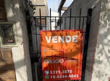 Casa · 60m² · 2 Ambientes · PH Dos Ambientes Al Fondo con Patio en Venta Oportunidad
