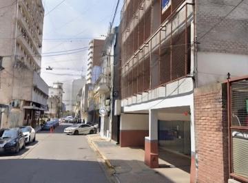 Garage · 13m² · Cochera a La Venta en Zona Céntrica.