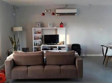 Casa · 120m² · 4 Ambientes · 3 Cocheras · Casa en Venta - 3 Dorm. 3 Baños 2 Cocheras - 220 m² - Los Talas