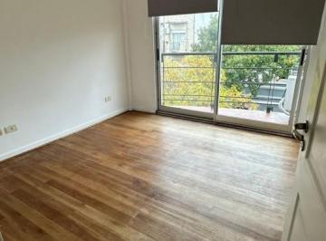Departamento · 43m² · 2 Ambientes · 1 Cochera · Departamento en Alquiler. Inmejorable Ubicacion. con Balcon y Cochera