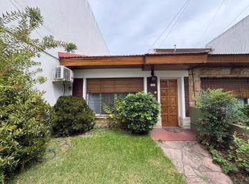 PH de 2 ambientes, Morón · PH de 101 m² con 1 Dormitorio en Venta en Castelar