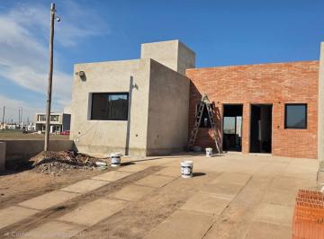 PH · 55m² · 2 Ambientes · 1 Cochera · Duplex en Campos de Manantiales 1 Dormitorio