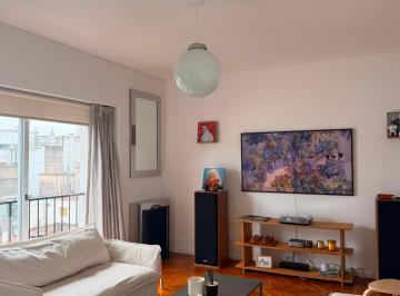 Departamento de 4 ambientes, Recoleta · Depto Sin Muebles de Época. Piso 11 Contrafrente. Amplio Pulmon de Manzana.