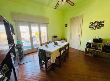 PH · 98m² · 4 Ambientes · PH en Venta 4 Amb a Reciclar Parque Patricios