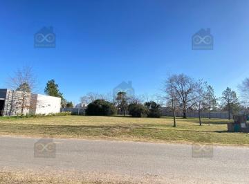 Terreno · 1350m² · Terreno Lote en Venta en Casuarinas del Pilar, Pilar, G. B. a. Zona Norte