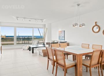 Departamento · 135m² · 3 Ambientes · 1 Cochera · Departamento - Playa Brava - Temporada 2019