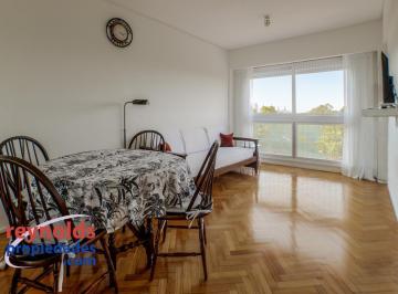 Departamento · 40m² · 2 Ambientes · ¡Departamento de 2 Ambientes, Al Frente, Equipado y Amoblado, con Lavarropa, en Recoleta!