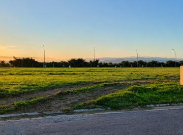 Terreno , Córdoba · Lote Premium en Campos de Manantiales | Dueña Directa