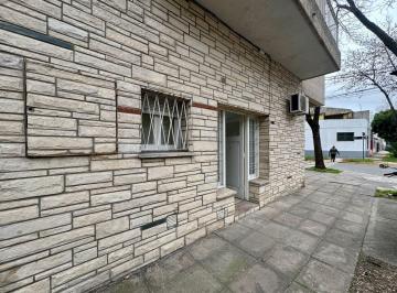PH · 40m² · 2 Ambientes · PH en Alquiler - 2 Amb y Patio