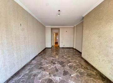 Departamento de 5 ambientes, Villa del Parque · Departamento de 4 Ambientes con Dependencia de Servicio Patio y Cochera