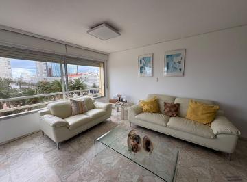 Departamento · 86m² · 5 Ambientes · Apartamento en Venta Punta del Este 3 Dorm.