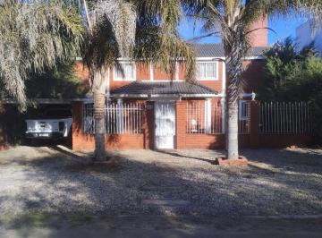 Casa · 500m² · 7 Ambientes · 2 Cocheras · Vendo Casa 500 m² Alta Gracia 3 Dorm Pileta Quinc