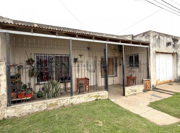 Casa · 111m² · 6 Ambientes · 1 Cochera
