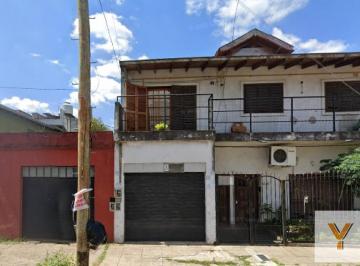 Casa · 151m² · 6 Ambientes · Casa en Venta - 4 Dorm. 2 Baños - San Justo