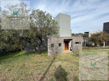 Casa · 320m² · 6 Ambientes · 2 Cocheras · Venta Casa 3 Dorm. Estancia Q2 Mendiolaza