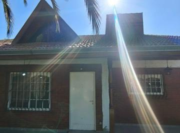 Casa de 4 ambientes Alquiler $ 1.500.000 · Chalet en Alquiler