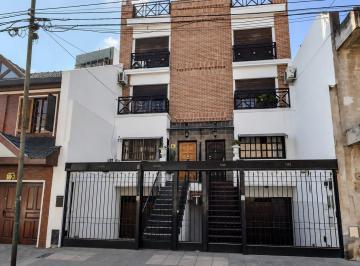 PH · 293m² · 5 Ambientes · 1 Cochera · Venta PH en Parque Patricios