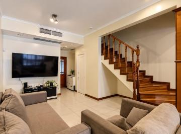 PH · 222m² · 5 Ambientes · 1 Cochera · Venta PH en Parque Patricios