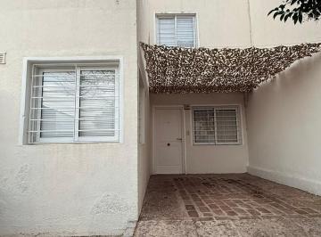 Casa de 3 ambientes, Córdoba · Alquiler Duplex de 3 Dorm.