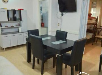 Departamento · 48m² · 3 Ambientes · Departamento en Centro