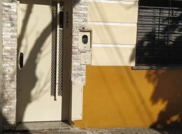 Casa de 6 ambientes, Rosario · Casa Interna Única de Pasillo de 2 Plantas