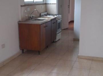 Departamento de 2 ambientes, La Plata · Departamento con 2 Dorm. y Patio en Alquiler en La Plata