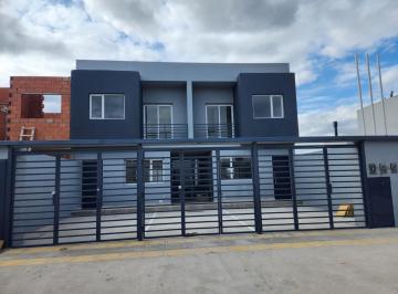 Casa · 85m² · 3 Ambientes · 1 Cochera · Alquiler Duplex 2 Dorm. - Barrio Terrazas del Neuquen