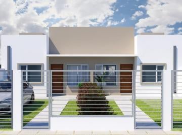 Casa · 70m² · 3 Ambientes · 1 Cochera · Casa en Plottier