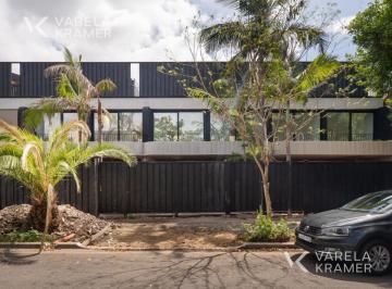 Casa · 280m² · 5 Ambientes · 1 Cochera · Casa en Venta en Lomas de San Isidro