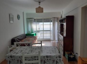 Departamento · 40m² · 2 Ambientes · Alquiler Dpto 2 Amb Al Frente