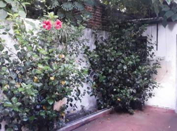 Casa · 70m² · 3 Ambientes · Casa en Venta - Terreno