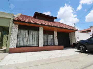 Casa · 152m² · 3 Ambientes · 2 Cocheras · 3 Amb - Garage P/2 Autos - Patio y Terraza - Apto Credito!
