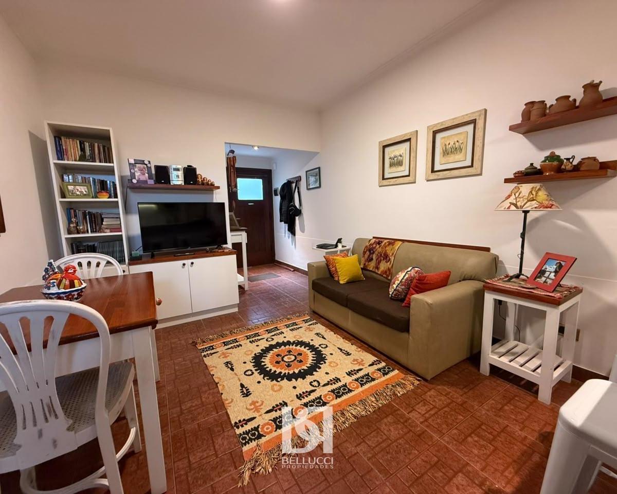Ph de 3 ambientes en venta. Mar del Plata. Ubicado en calle Rawson entre Yrigoyen y La Rioja.