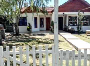 Casa · 30m² · 2 Ambientes · 1 Cochera · Casa en Alquiler Temporario - 1 Dormitorio 1 Baño - San Clemente del Tuyú