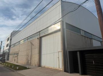 Bodega-Galpón , Córdoba · Dueño Alquila Galpón - Bodega con Oficinas y Vestuarios