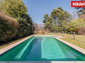 Casa · 242m² · 6 Ambientes · Soldati, en Exclusiva, Vende en Ayres de Pilar Casa Muy Solida. Excelente Lote, Piscina