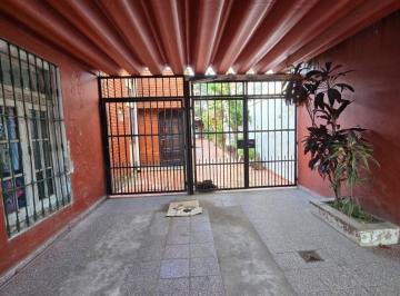 Casa · 90m² · 3 Ambientes · Casas - Casa - Centro, Resistencia