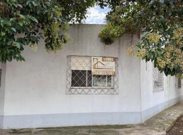 Casa · 125m² · 4 Ambientes · 1 Cochera · Venta Casa