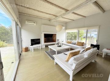 Casa · 250m² · 5 Ambientes · Casa Alquiler Club de Mar Jose Ignacio
