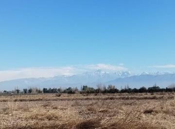Terreno , Coquimbito · Propiedad en Maipu